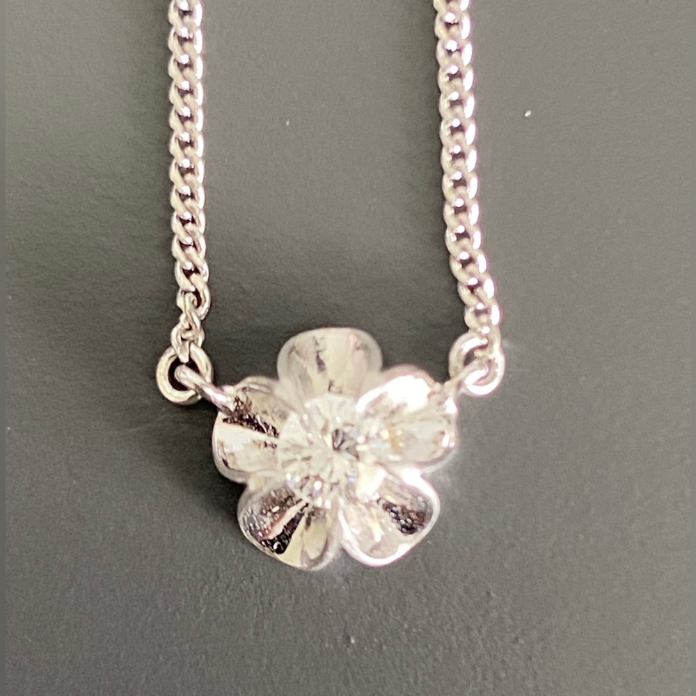 Classic Dainty Platinum Diamond Flower Necklace